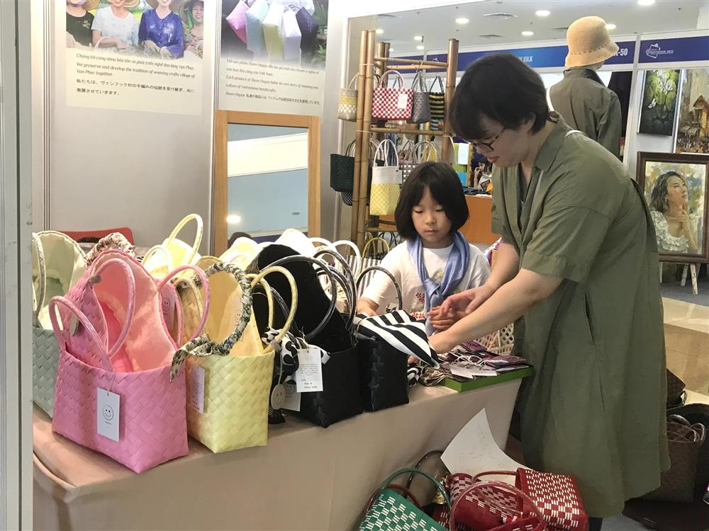 Kết nối xuất khẩu hàng thủ công mỹ nghệ của Thủ đô